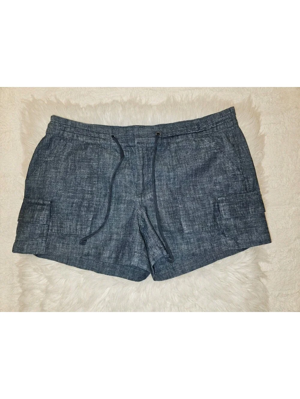 Banana Republic Size 10 Chambray Denim Short Shorts